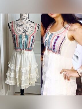 As U Wish Boho Sleeveless Embroidered Tiered Mini Dress Cream Sz M
